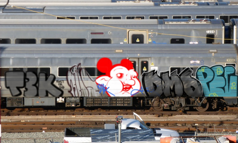 Bombing 1490748534328