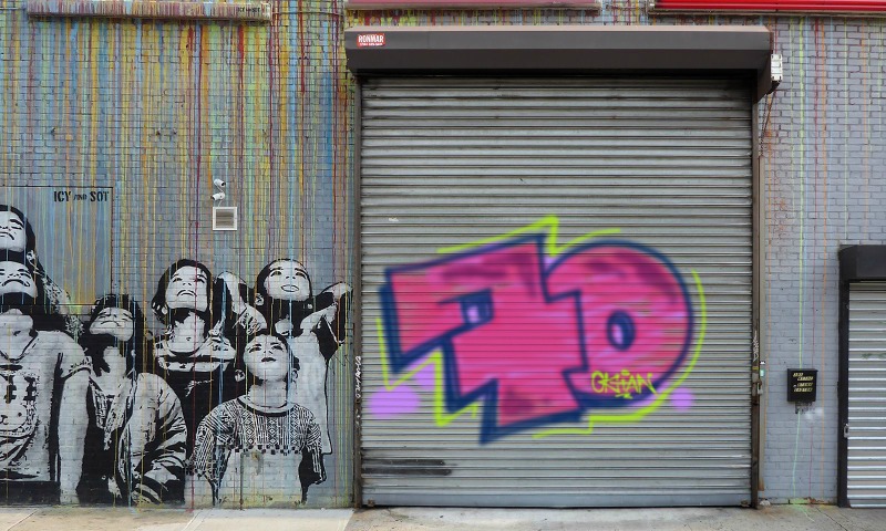 Bombing 1535297375105