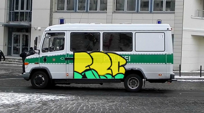 Bombing 1400171703440