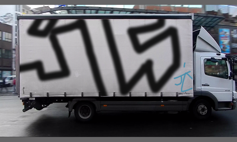 Bombing 1400323507451