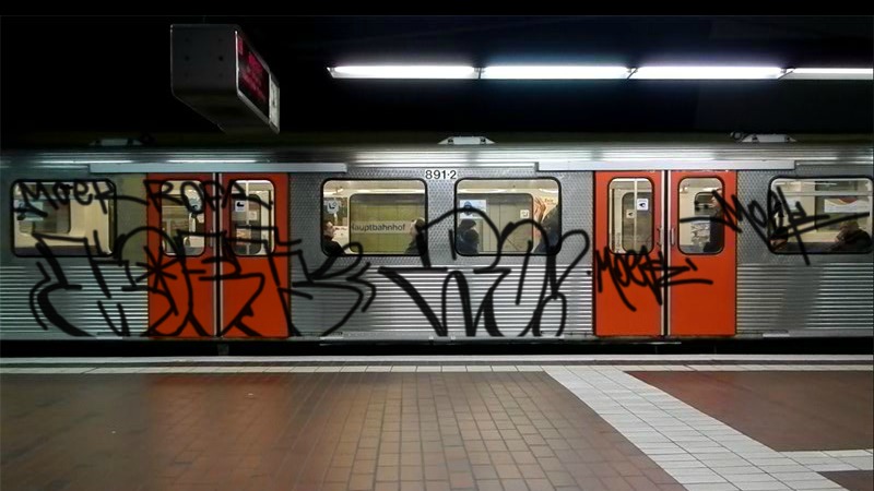 Bombing 1401624160188