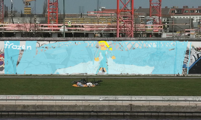 Bombing 1402266298925