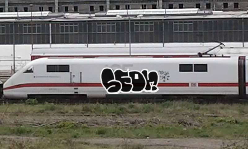 Bombing 1402339593018