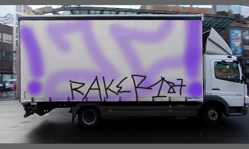 Bombing 1402348536012