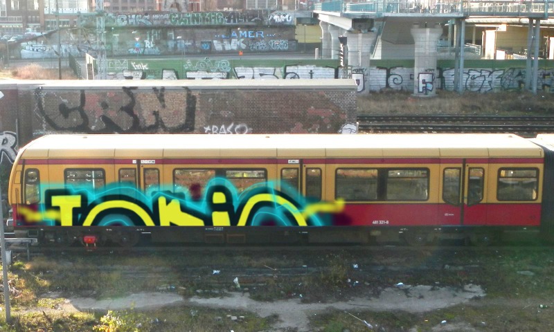 Bombing 1403618682671