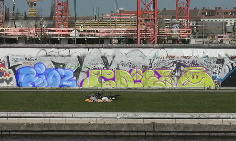 Bombing 1512611635084