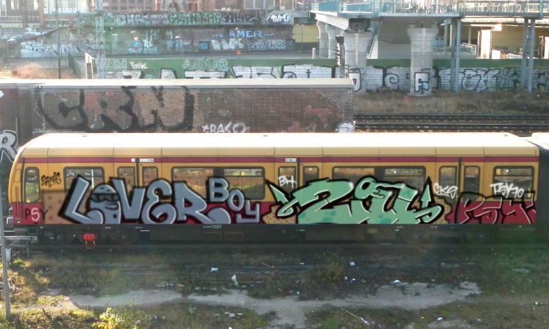 Bombing 1512830720841