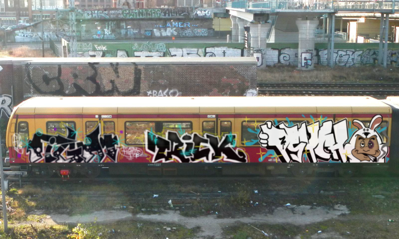 Bombing 1516623108296