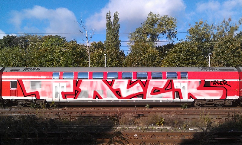 Bombing 1385841669636